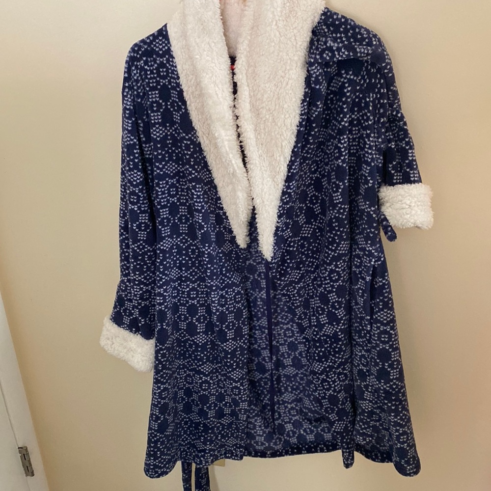 NEVER WORN ROBE